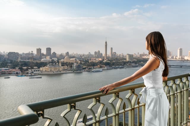 Check-in at Four Seasons Cairo